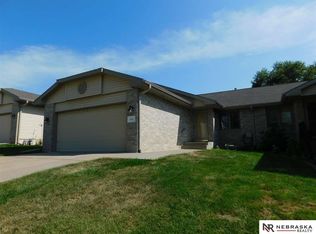 8105 Arrow Ridge Rd, Lincoln, NE 68506