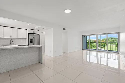 9170 Fontainebleau Blvd #301 Photo 1