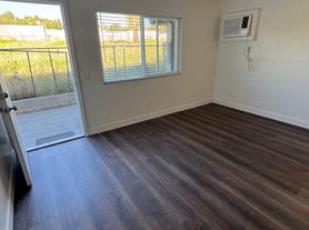 3857 Stobbs Way, Riverside, CA