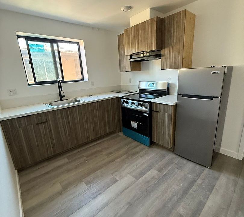 1st image of 2341 Sheridan St #101