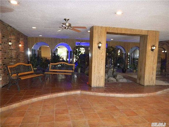 3rd image of 67-50 Thornton Pl APT 2L