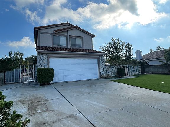 2nd image of 530 Bellows Ct #1