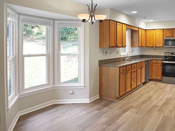 4th image of 1638 Brightfield Pl