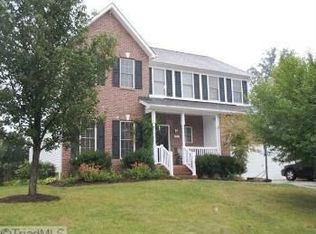 2814 Grasmere Dr, Greensboro, NC 27410