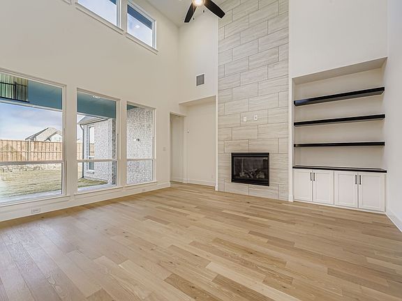 4th image of 2700 Prestonshire Ln