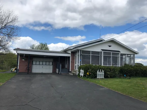 8 Pondview Street, Limestone, ME 04750