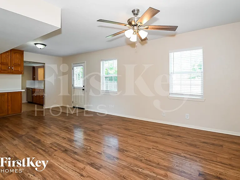 3002 Harlan Dr — Photo 6