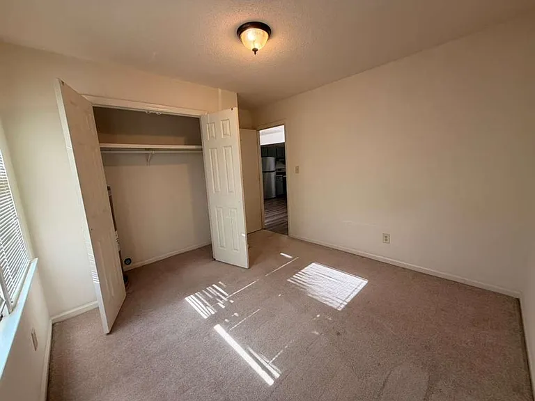 3024 Sherrill Ave #F — Photo 14