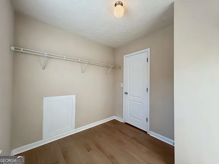 2751 Spence Ct — Photo 47