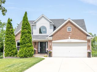 4693 Blossom Hill Trl, Ann Arbor, MI 48108