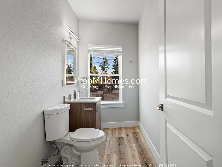 The Village at Multnomah — Photo 107