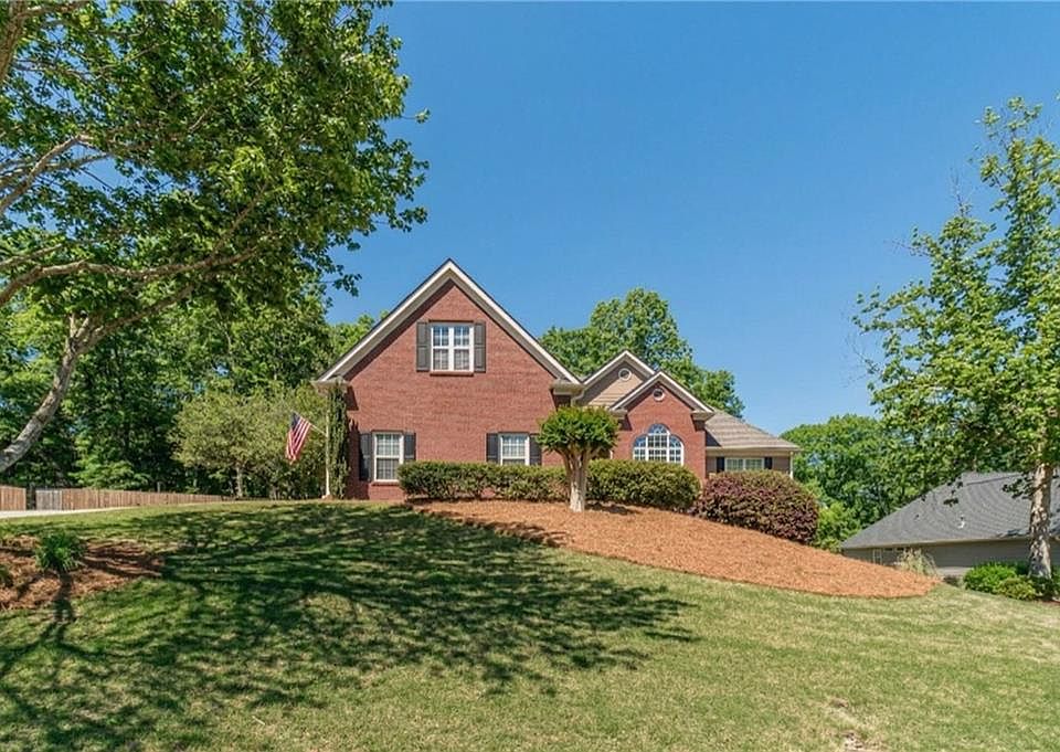 1st image of 694 Willowwind Dr