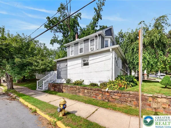 903 Seneca St, Bethlehem, PA 18015