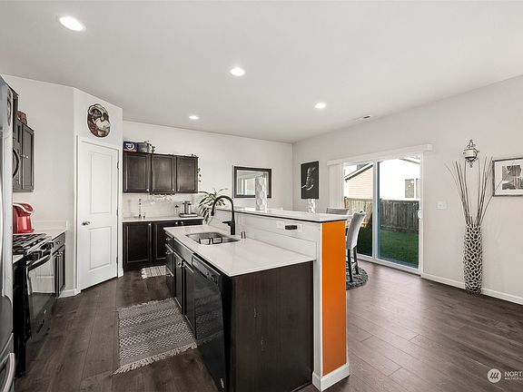 4th image of 19015 111th Avenue Ct E