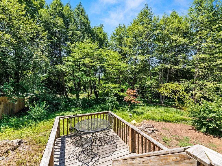 9402 Gulf Park Dr — Photo 13