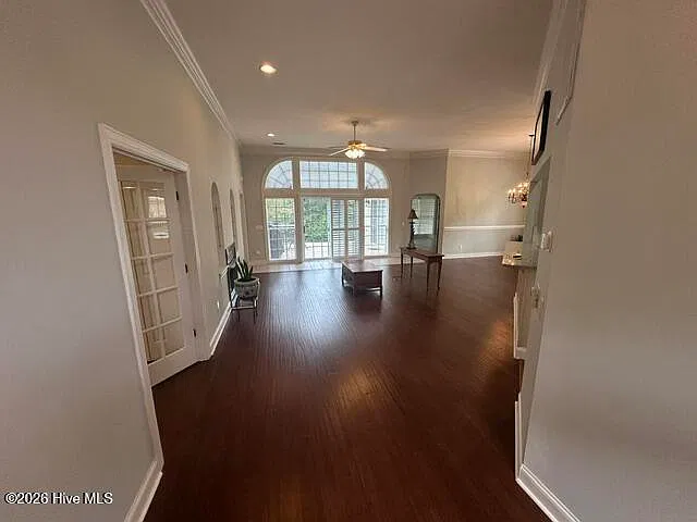 3 bed, 2.0 bath, $2,700 — Photo 3