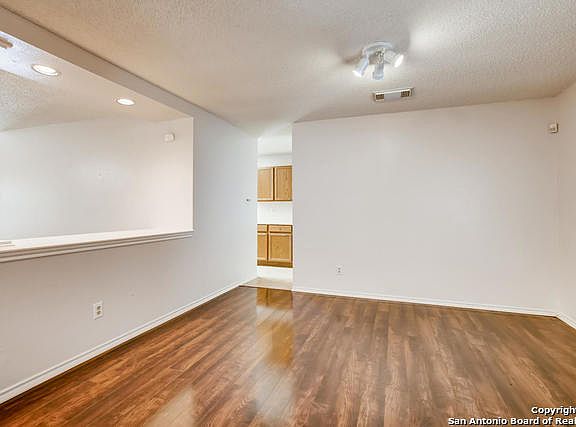 4th image of 2613 Ashley Oak Dr