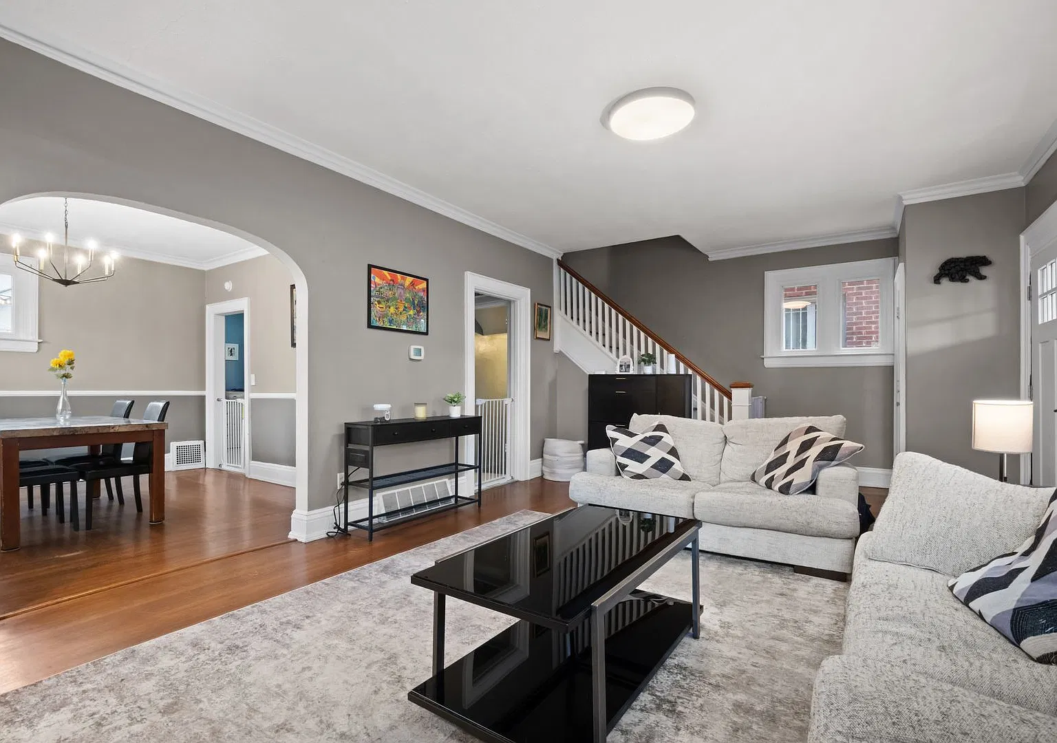 3 bed 3 bath home — Photo 2