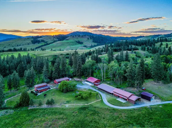 627 Highland Loop Rd, Kettle Falls, WA 99141