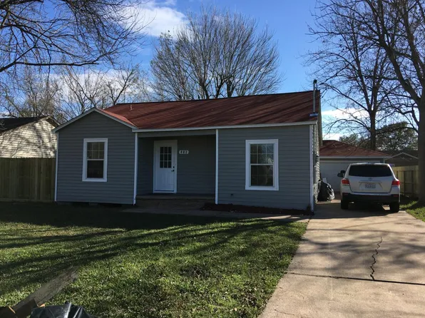 318 E 1st St, Deer Park, TX 77536