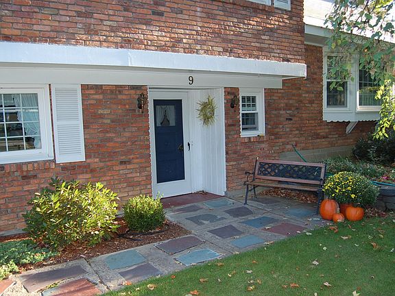 2nd image of 9 Lancaster Dr