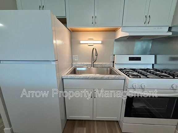 4th image of 5703 S 23rd St
