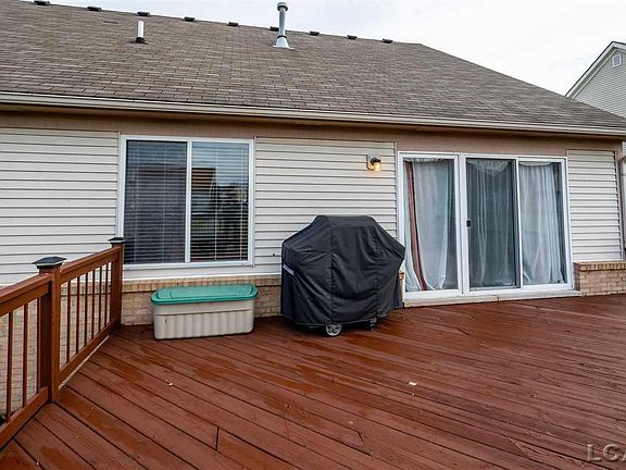 3rd image of 7170 Wellington Ln