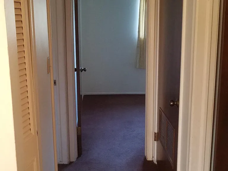 1360 Paul Ct — Photo 8
