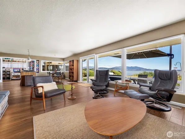 3919 Cliffside Drive, Bellingham, WA 98225