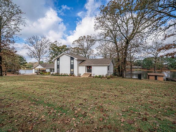 3rd image of 1316 Choctaw Dr