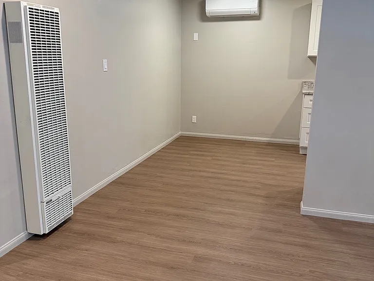 503 N Ventura Street Apt 5 Dining Area_06182025