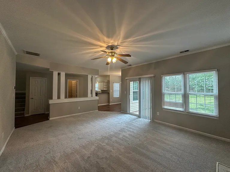 1840 Laurel Oak Ln — Photo 7