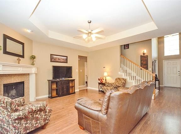 2nd image of 8611 Mary Ct