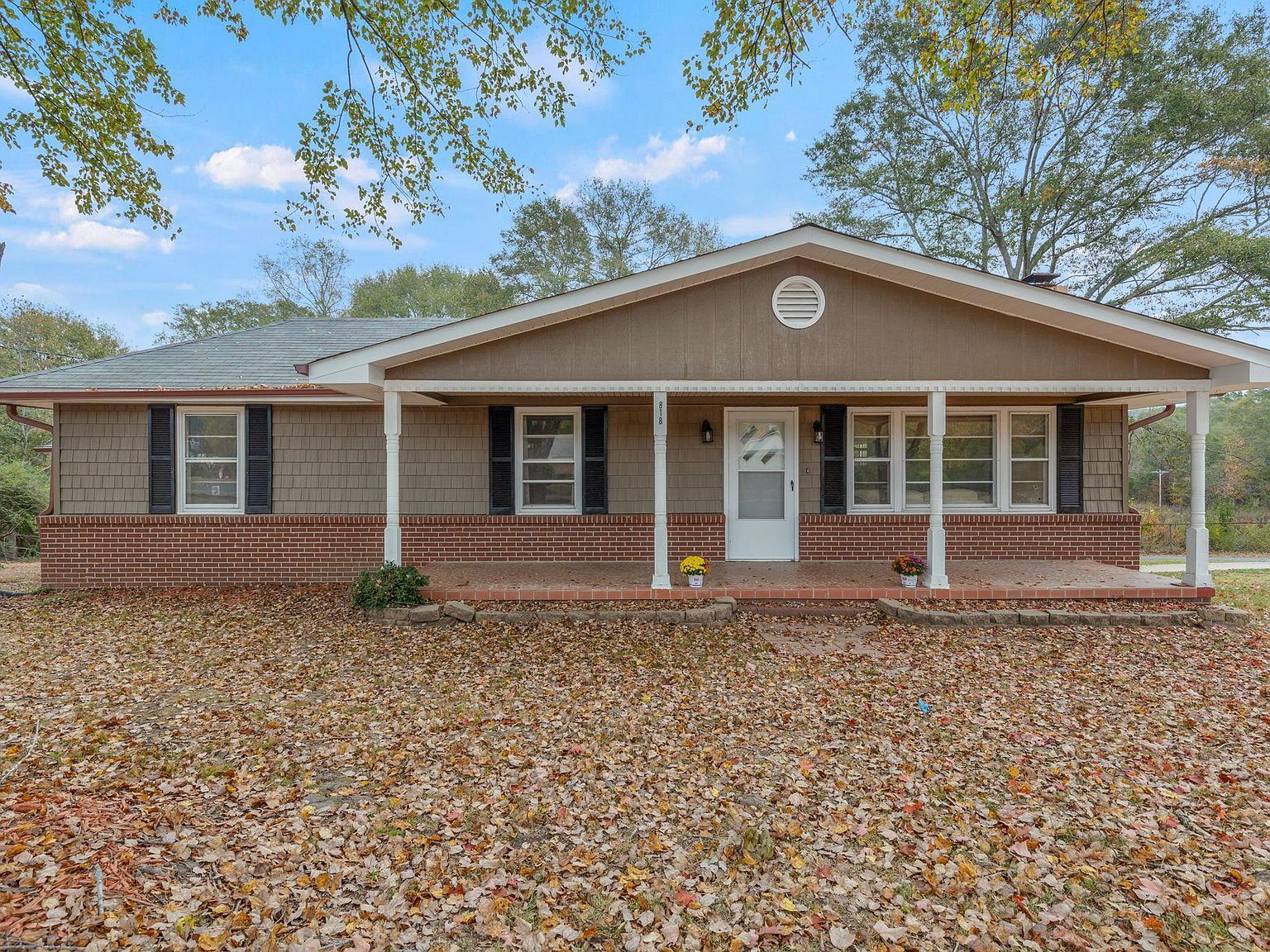 818 Rice Rd, Easley, SC 29640 | Zillow