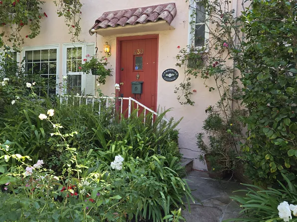 430 S Oakhurst Dr, Beverly Hills, CA 90212