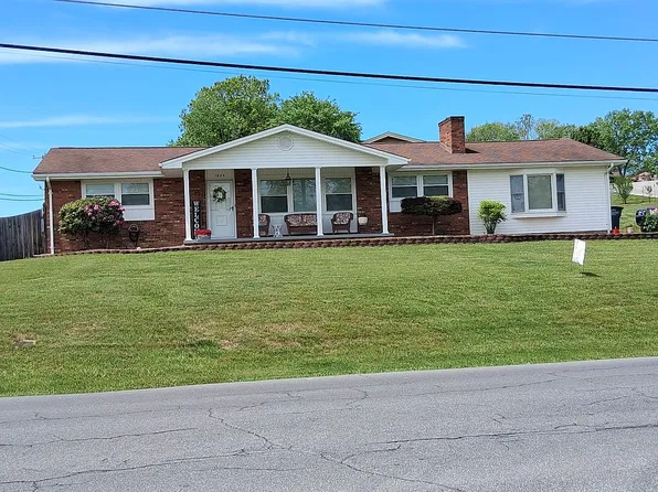 1825 Pinebrook Dr, Kingsport, TN 37660