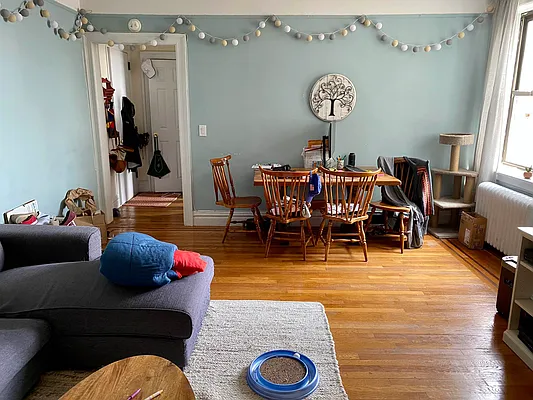 Rented by Rentiko Inc | media 9