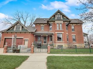 305 4th St, Prairie Du Sac, WI 53578