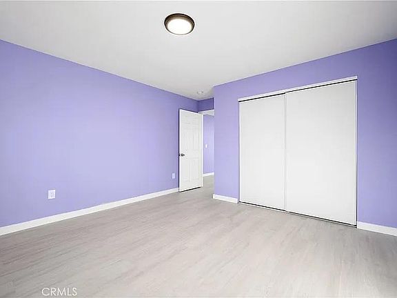 5th image of 612 W 111th Pl