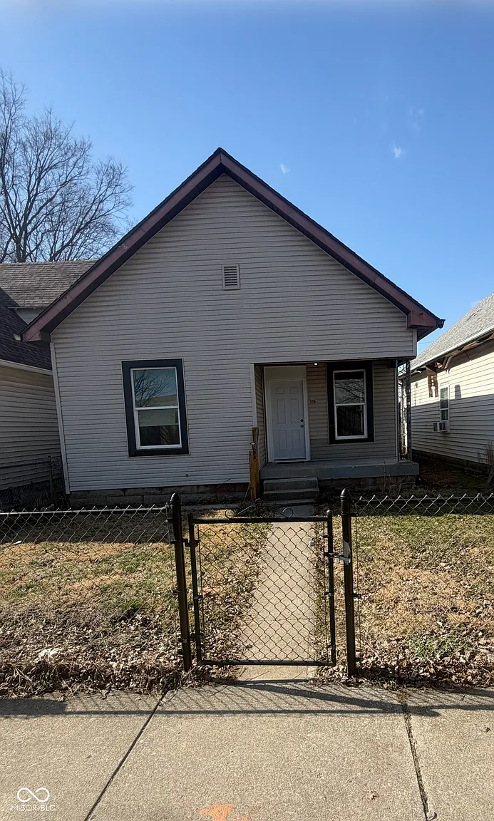328 S Addison St photo 1