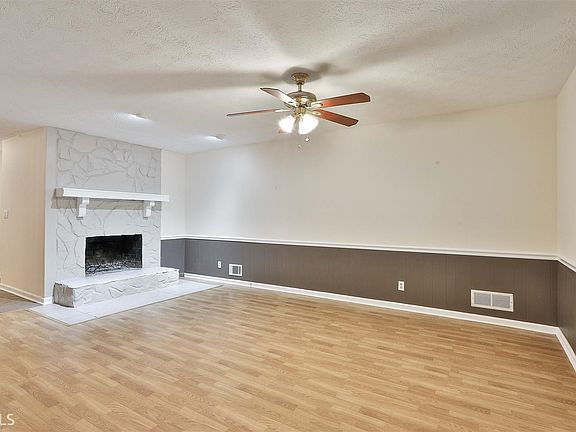 2nd image of 130 Braswell Ln