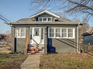 112 E 5th St, Roxana, IL 62084