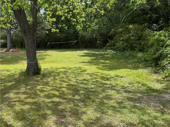 101 Short St, Dunn, NC 28334