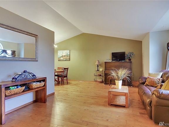 4th image of 11513 173rd Avenue Ct E
