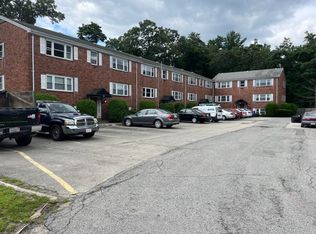 670 Bedford St APT A1, Abington, MA 02351