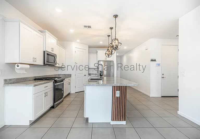 4398 W Janie St — Photo 9