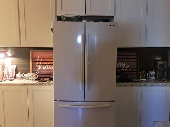 3rd image of 4711 Marcie Dr