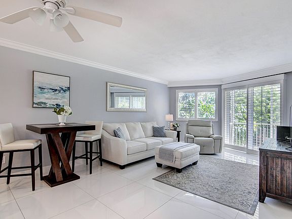 5th image of 2730 Banyan Rd APT 26