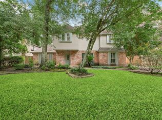 13 Woodhaven Wood Dr, Spring, TX 77380