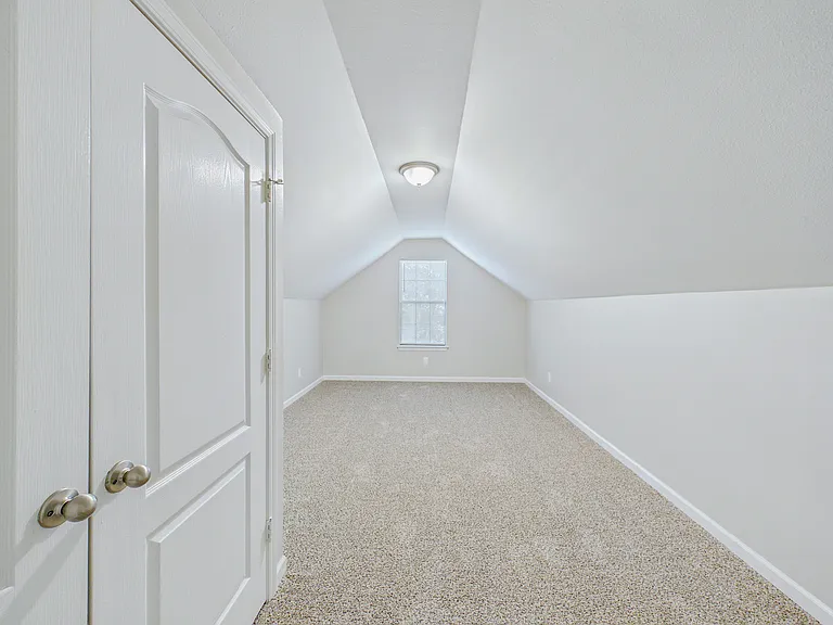 11600 Shady Ridge Dr-22_06112026